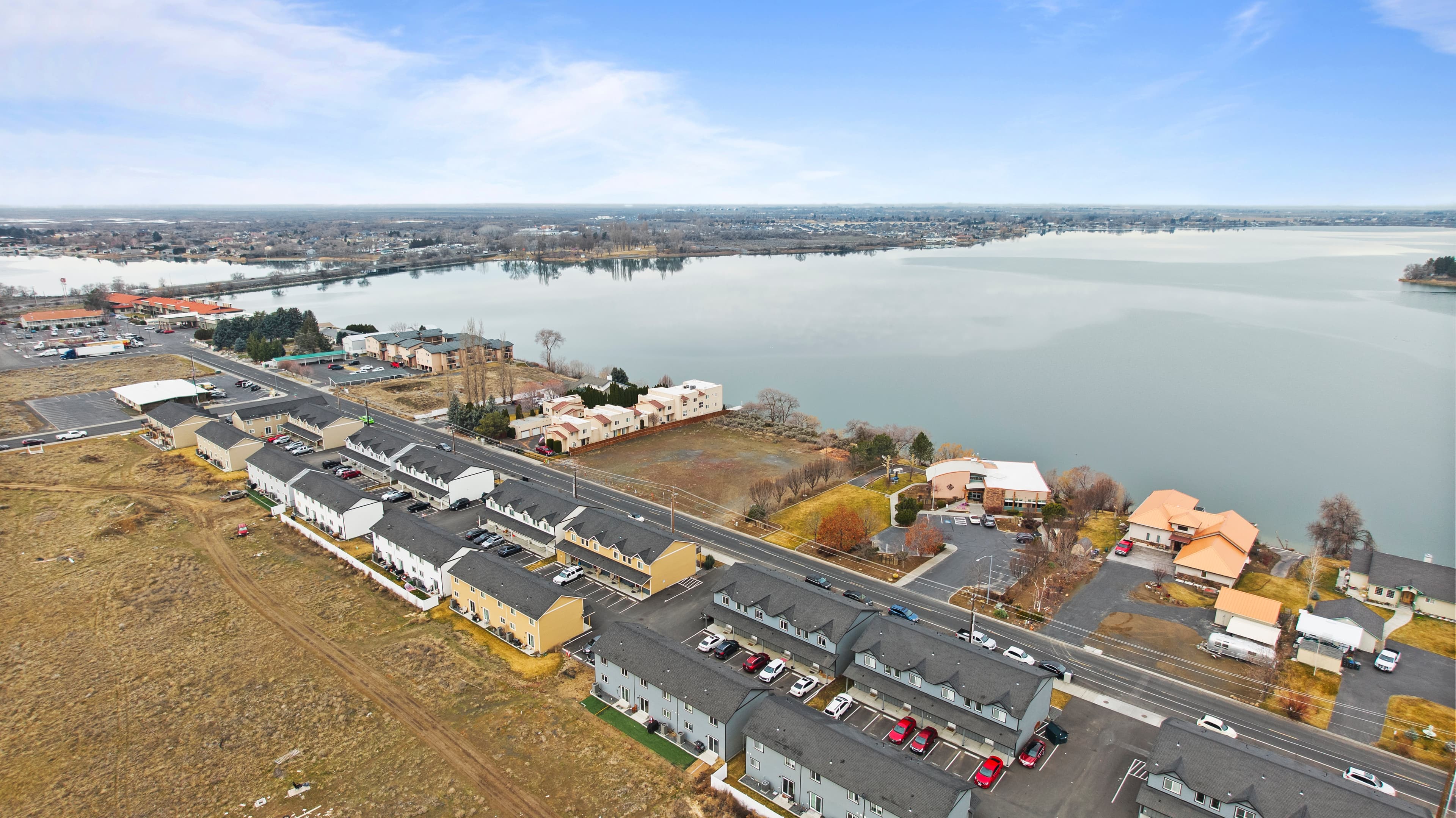 Townhomes for Group14 Technologies Employees in Moses Lake — Marina Shore Villas seen from the air on a clear day, Moses Lake